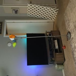 We are selling a big lamp, it can move each lamp, in different direction.